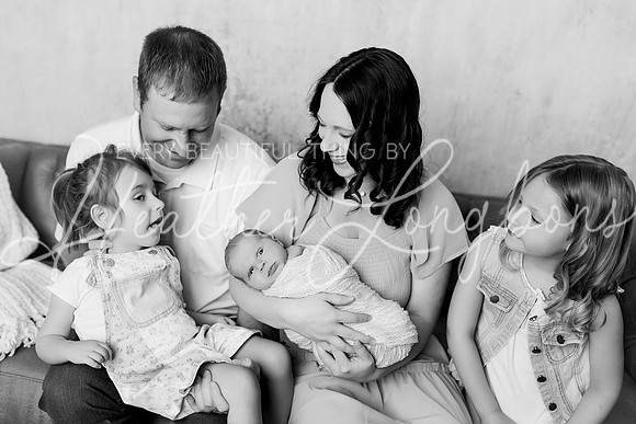 Paul Webb Newborn-8BW