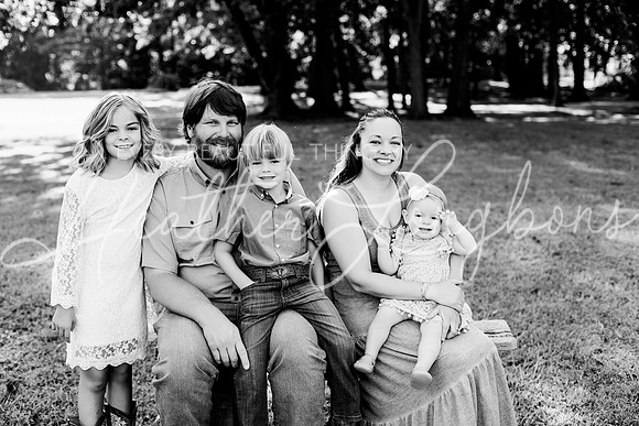 Cunningham Ext Family-10BW