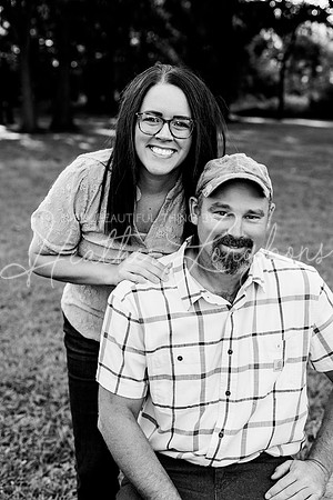 Cunningham Ext Family-115BW