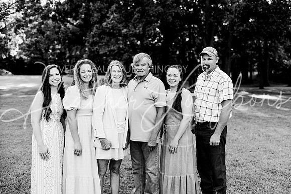 Cunningham Ext Family-136BW