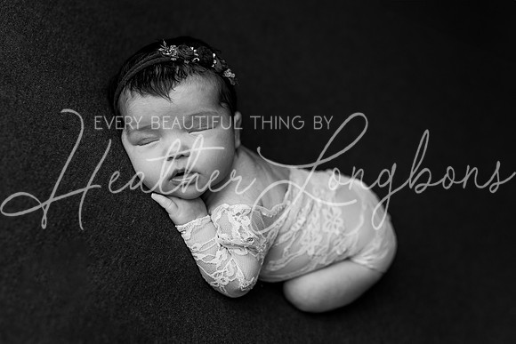 Emery Newborn-64BW