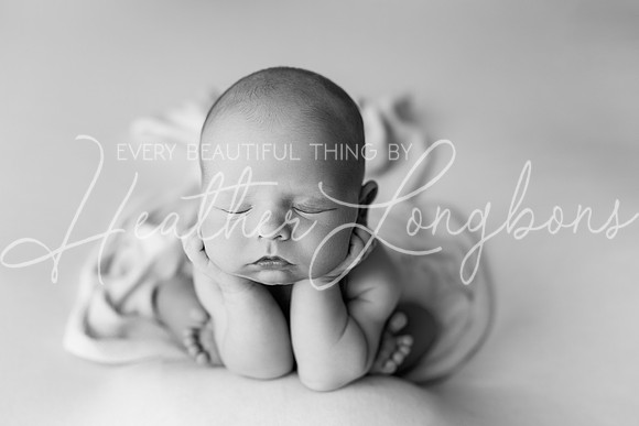 Luka Newborn-8BW