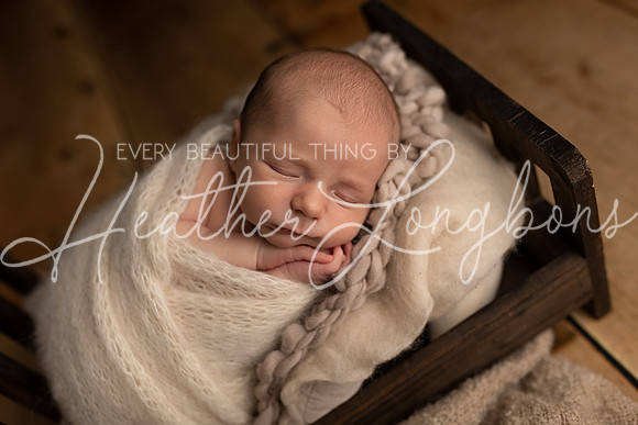 Ari Newborn-9