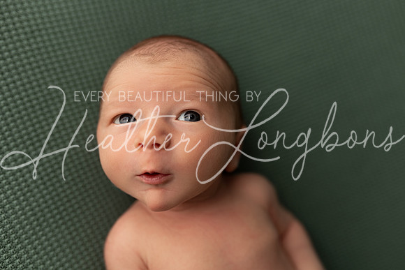 Ari Newborn-2