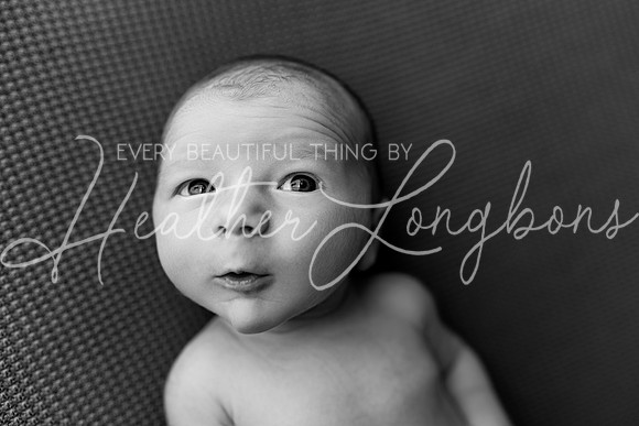 Ari Newborn-2BW