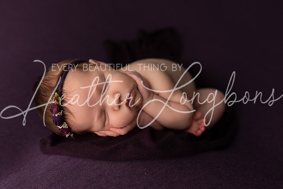 Gwen Newborn-4