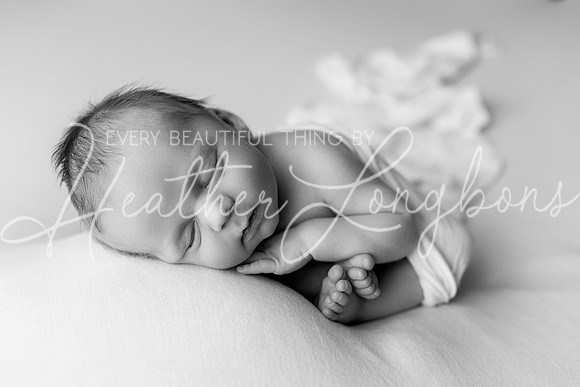 Maddux Newborn-2BW