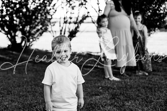 Tyler and Mackenzie Maternity 2024-25BW