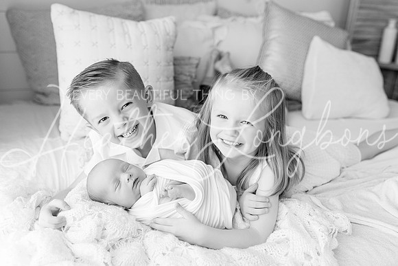 Luka Newborn-2BW