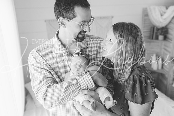 Finley Newborn-25BW