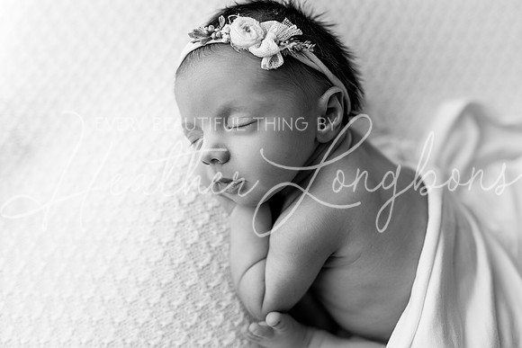 Tenli Newborn-32BW