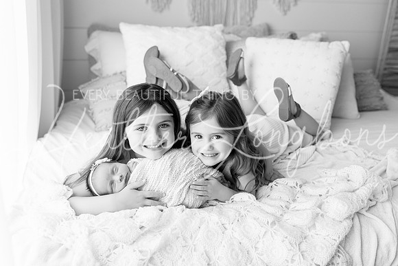 Tenli Newborn-9BW
