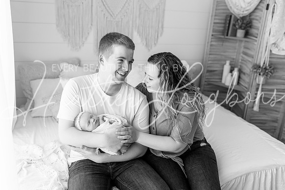 Ivory Newborn-10BW