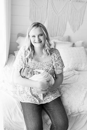 Collins Newborn-12BW