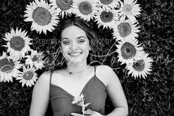 Mackenzie Smith Senior-11BW