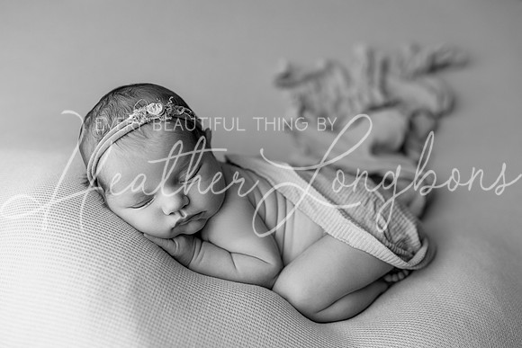Rosemary Newborn-1BW