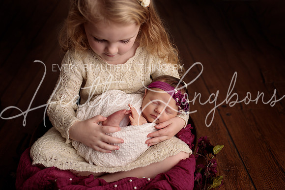 Albion Illinois Photographer Newborn Photography Baby's First Year Family Siblings studio portraits southern Illinois -16