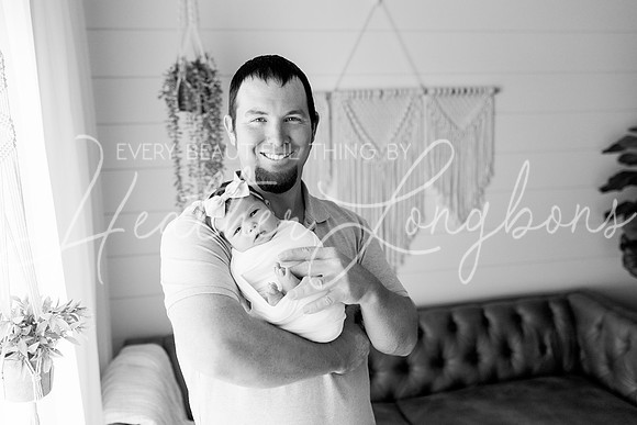 Emery Newborn-23BW