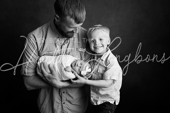Colbie newborn-13BW