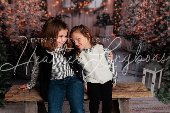Christmas Jemma and Jamisyn-13