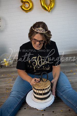 Lori cake smash-6