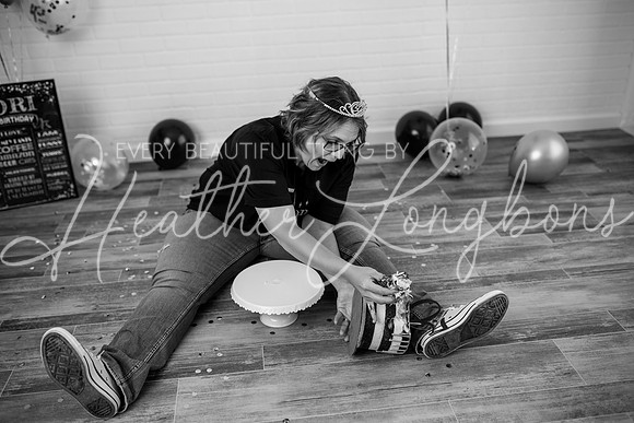 Lori cake smash-9BW