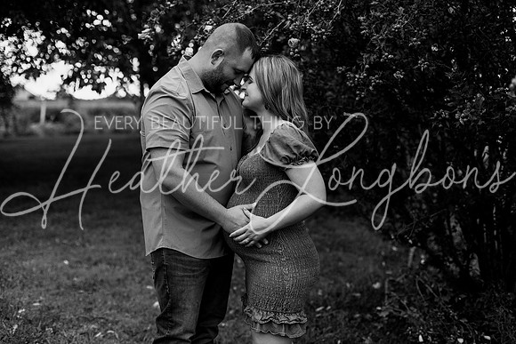 Staples Maternity-9BW