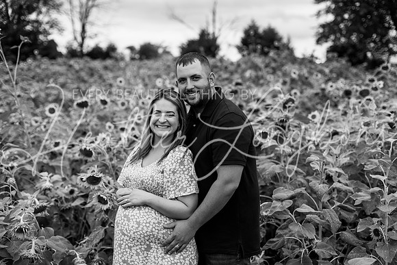 Staples Maternity-22BW