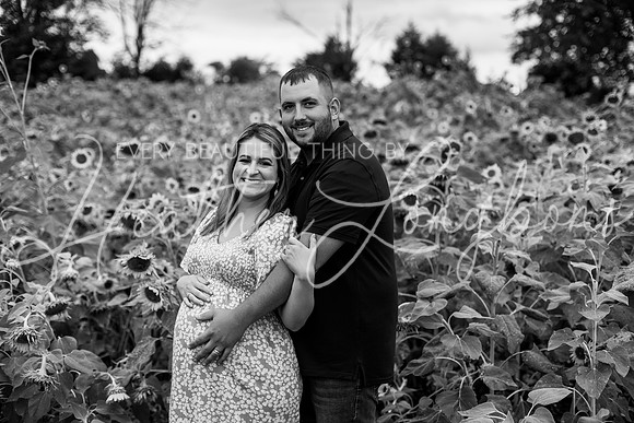 Staples Maternity-23BW