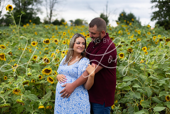 Staples Maternity-25