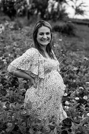 Staples Maternity-45BW