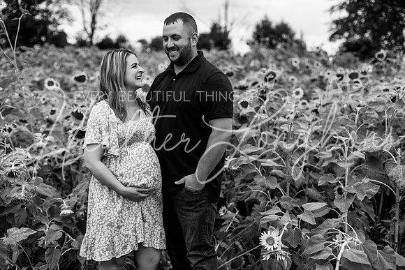 Staples Maternity-33BW