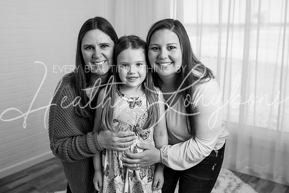 Perry extended family-20BW