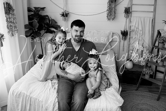 Oaklynn newborn-16BW