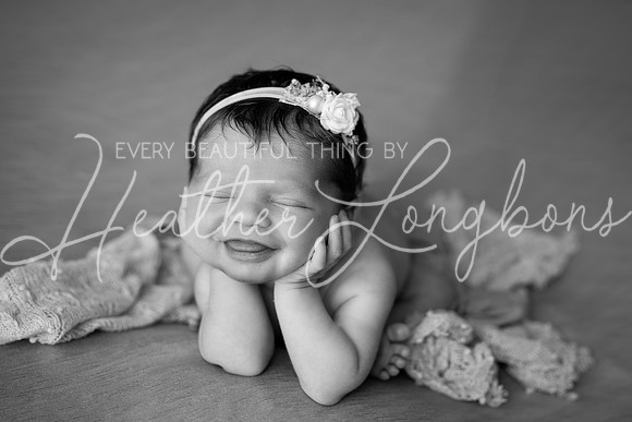 Oaklynn newborn-18BW