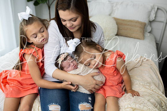 Oaklynn newborn-26