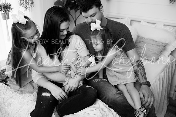 Oaklynn newborn-1BW