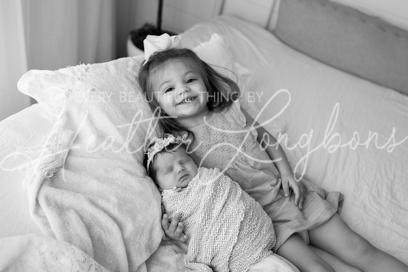 Oaklynn newborn-9BW