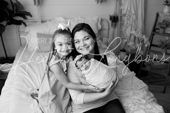 Oaklynn newborn-11BW