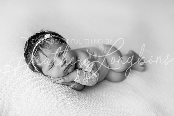 Collins Peavler newborn-5BW