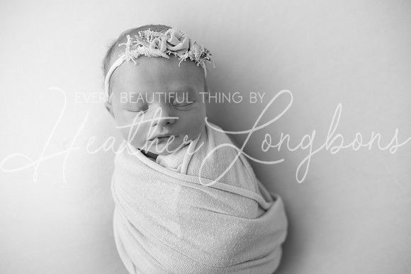 Ainsley newborn-7BW