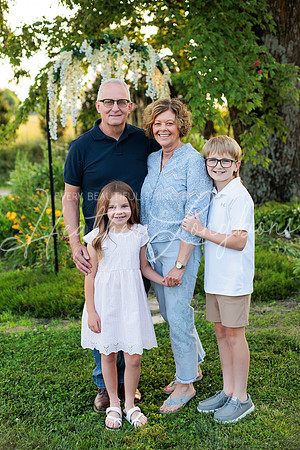 Holman Extended Family (70)