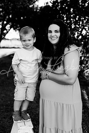 Tyler and Mackenzie Maternity 2024-50BW