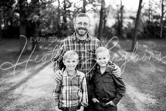 Van Matre family 2023-15BW