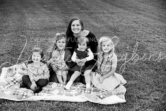 Van Matre family 2023-67BW