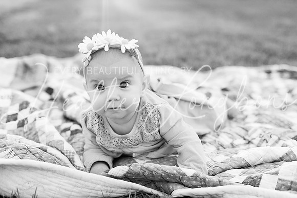 Van Matre family 2023-70BW