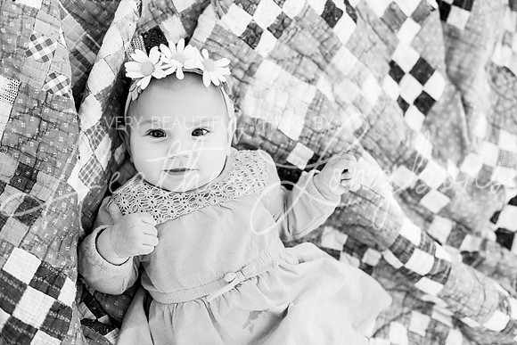 Van Matre family 2023-74BW