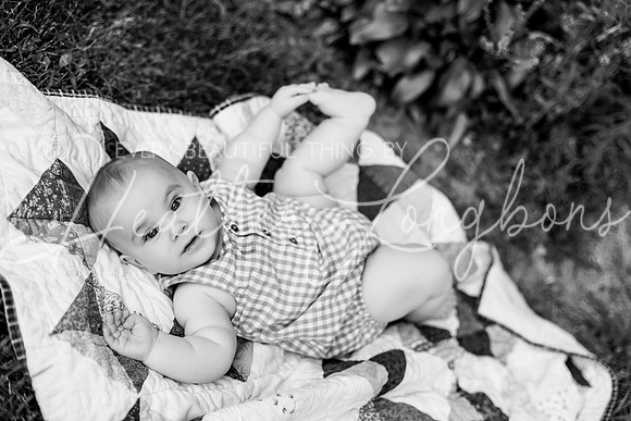 Forrest 6 months + family photos-109BW