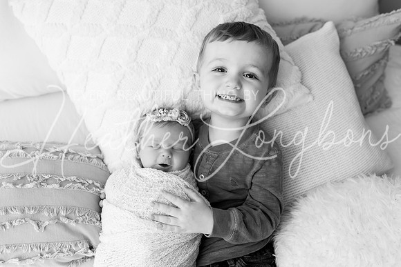 Ellaretta newborn-8BW