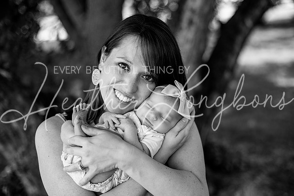 Layla newborn-10BW